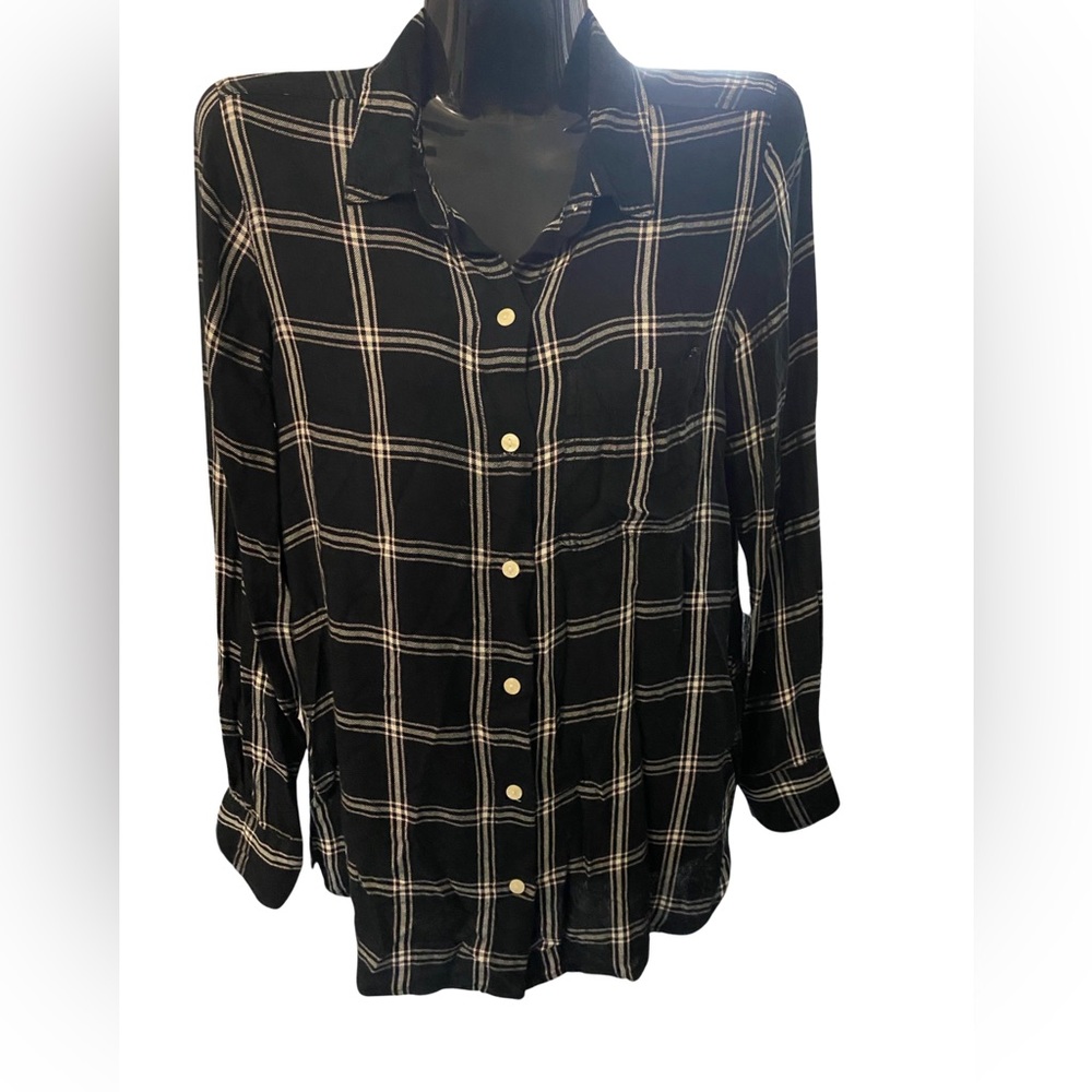 Old Navy Size Small Black/White Plaid Button Down Long Sleeve Top